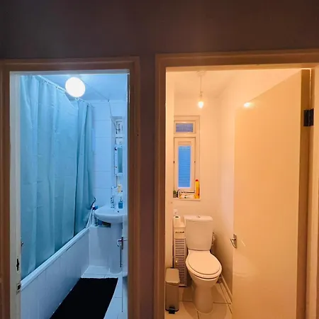 Omega Apartment London Exterior photo